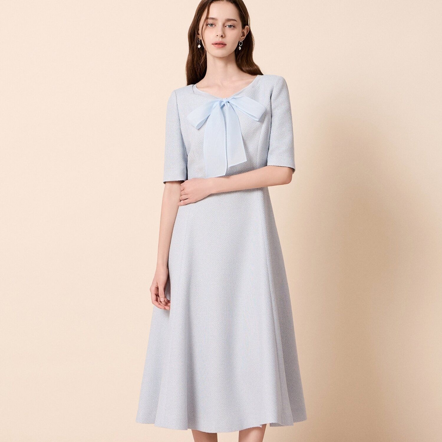 지고트 리본 브이넥 플레어 롱 원피스 JS7A0OP024 JS7A0OP024_이미지