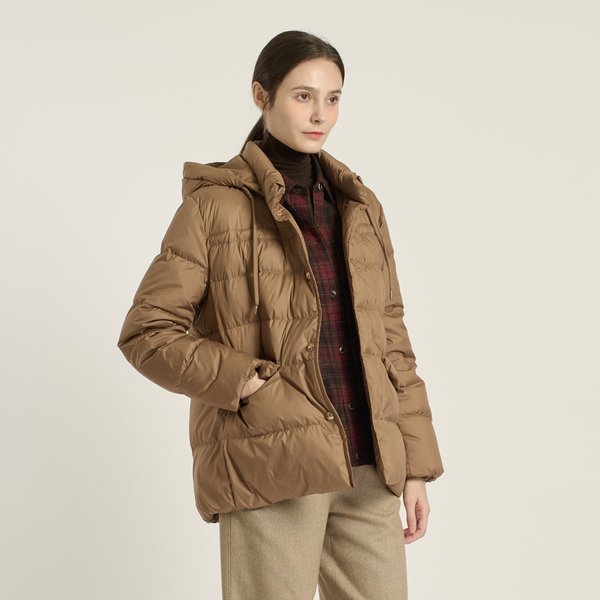 �����ͳ��ų� BCBG �ĵ� Ż���� �㸮 ��ο콺Ʈ�� �ٿ����� B5D9F801