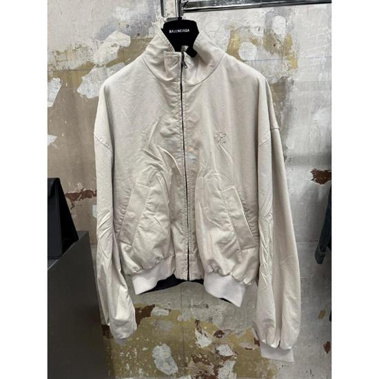 발렌시아가 Reversible 자켓 with stand 업 collar 850850TTP099796 T