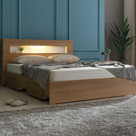 ���̿� �ִ� ������ LEDħ�� Q