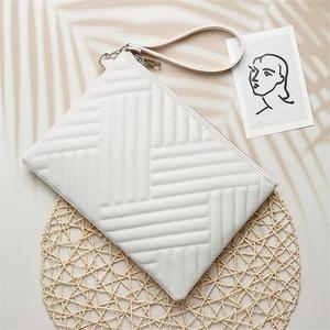 ���ϸ� Rly ���ϸ� �հ��� ���� �Ŀ�ġ Ŭ��ġ�� ���̺��� ���� 9525610