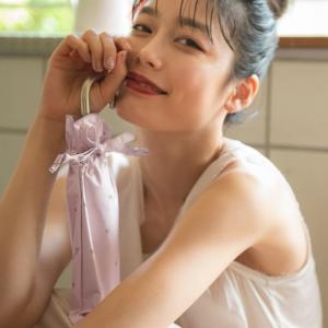 W.P.C 하트멜로우 암막 UV차단 3단양산 801-13759-102이미지입니다. 누르면 해당 게시물로 새창이동합니다.