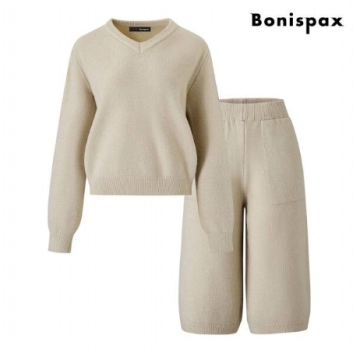 보니스팍스 데일리 브이넥 니트 밴딩 팬츠 셋업 XP4OW002L0