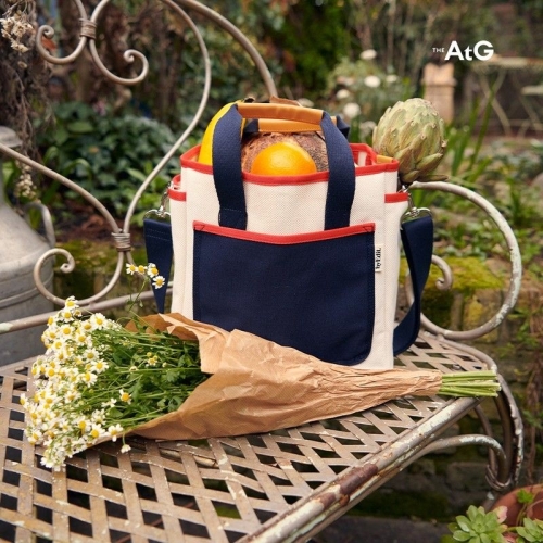 ������ ���̿��� �ݶ� ���� ĵ������ 179970