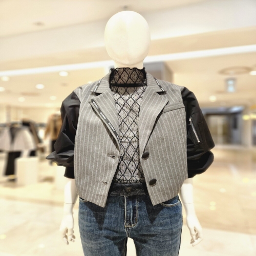 르니앤맥코이 소매셔링 카라넥 스트라이프 자켓 MN03JK400HJY