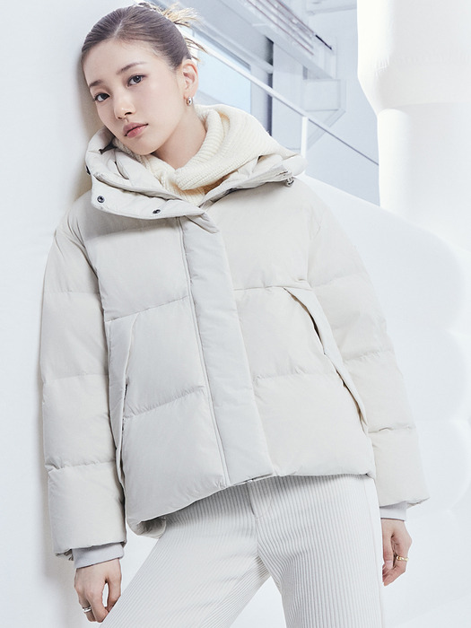 게스 페더라이트 후드 푸퍼 MN4W9893