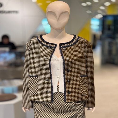 ��Ű������ ������ �÷� ���� �� ���ڷ���Ƽ�� ������ ���� LFJAA24245BEX