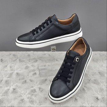 남성 클래식 레더 스니커즈 Y2HF50TI07 WHITE 2SD JJ