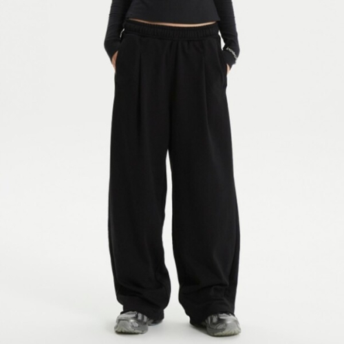 뉴발란스 공용 컬리지 원턱 와이드 팬츠 B1 NBMLF41943 19 33 AC