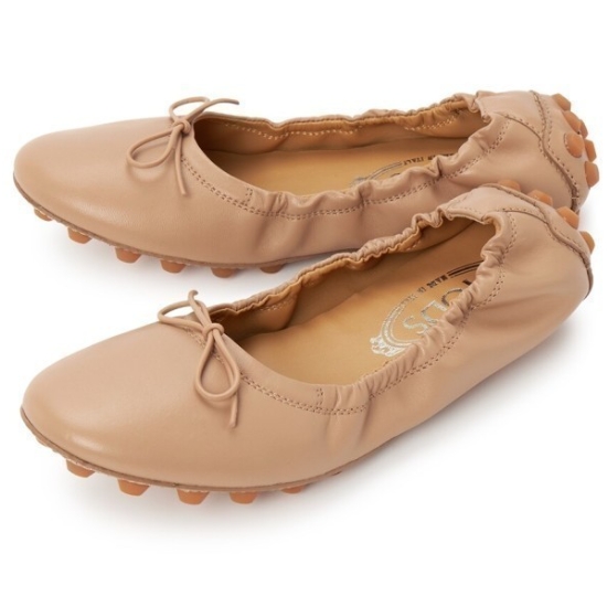 토즈 버블 발레리나 플랫슈즈 XXW76K0HD20SOMM033이미지입니다. 누르면 해당 게시물로 새창이동합니다.