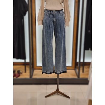 대현 듀엘 밑단 워싱 포인트 핀턱 와이드 데님 팬츠 L243PSA402