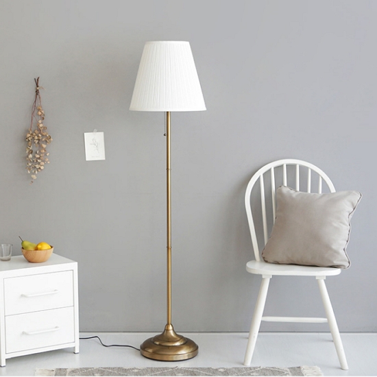 마켓비 OMSTAD 장스탠드 (LED hue4.0 화이트전구)_이미지