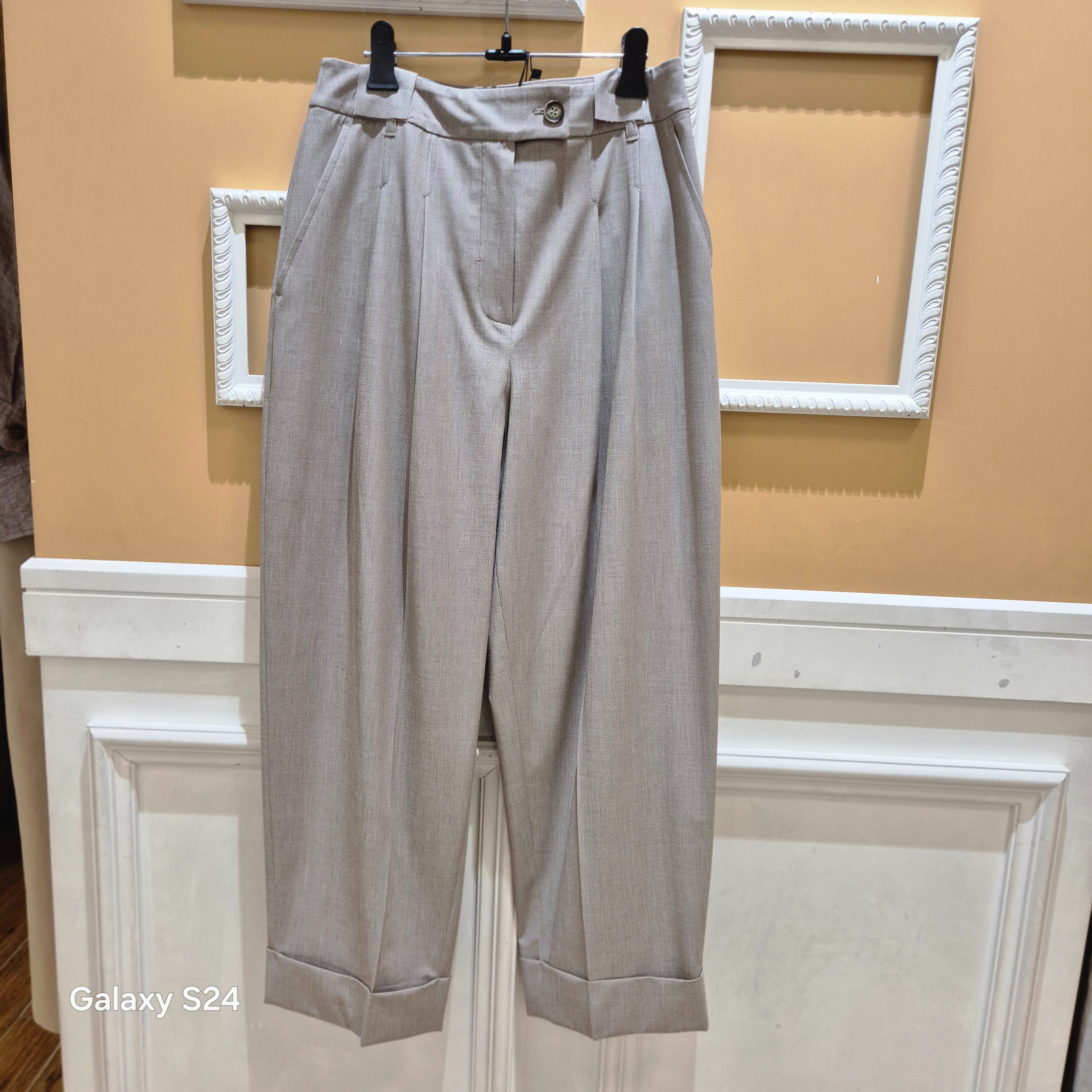 BCBG 이월수량 투턱 밑단롤업 팬츠 A6F8P328 2812742_이미지