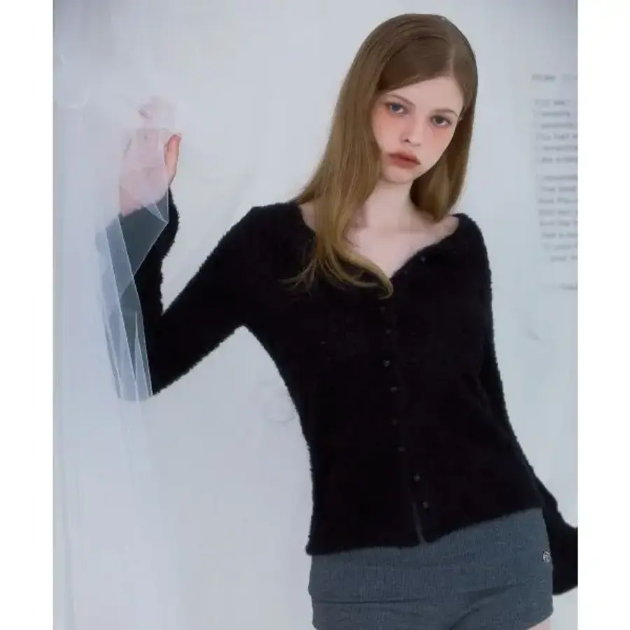 로제프란츠 ROSEFRANTZ Hairy Slim Fur Cardigan Black 5012737296 213566