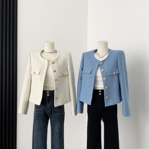 에이치플러스몰 금장버튼 트위드 자켓 베이직 봄자켓 하객룩 봄신상865792이미지입니다. 누르면 해당 게시물로 새창이동합니다.