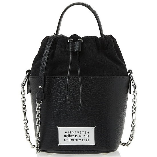 메종마르지엘라 5AC 미니 버킷백 S61WG0035 P4348 T8013이미지입니다. 누르면 해당 게시물로 새창이동합니다.