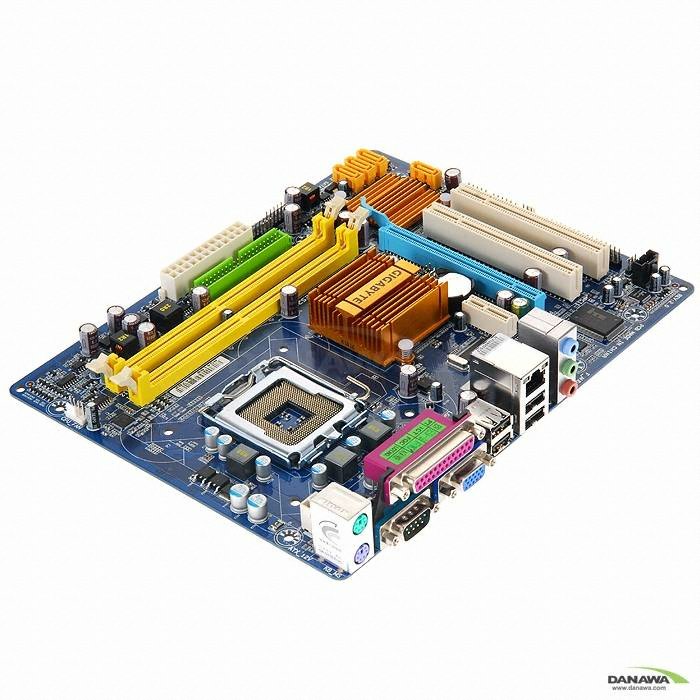 GIGABYTE GA-G31M-ES2C
