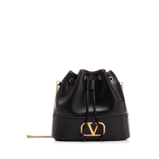 VLogo 플라크 드로스트링 버킷 백 WW2P0T83HPF 0NO T