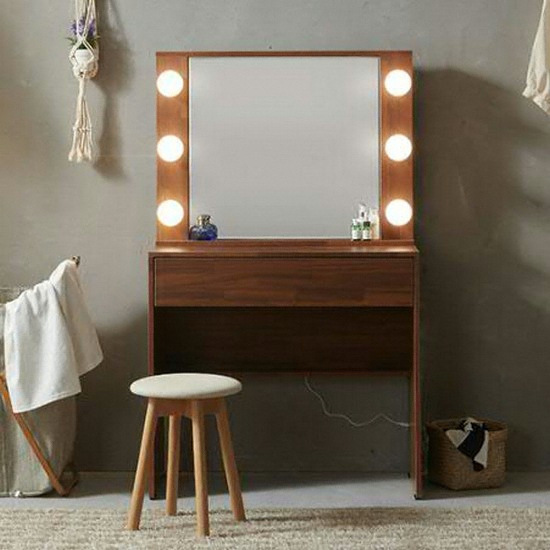 ���ΰ��� ���̺� �̳뽺 LED���� ȭ���