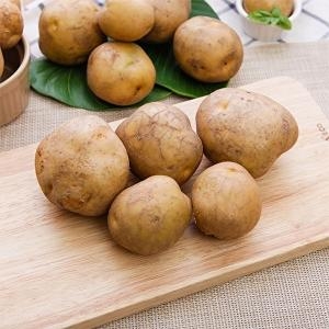 자연맛남 봉이네농장 맛좋은 국내산 감자 중 3kg [1개]