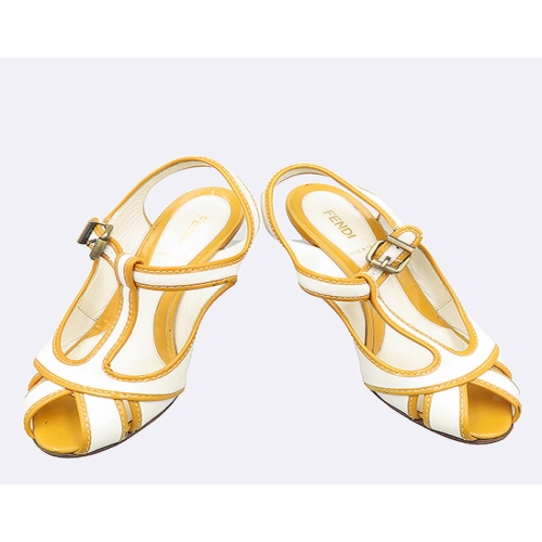 펜디 스미스마켓 오픈토 구두 K4277FD