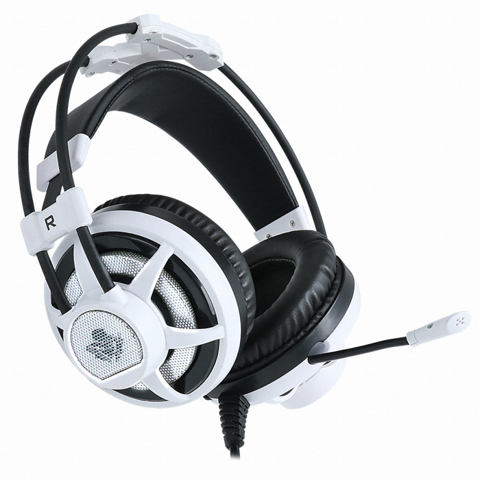 ���� HACKER B630 ���߾� 7.1 ���� LED ���̹�