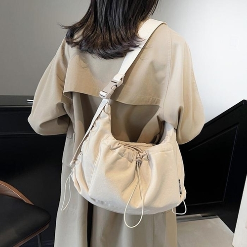 셀러허브 클래식 디자인 소가죽 품격있는 백팩 J21565