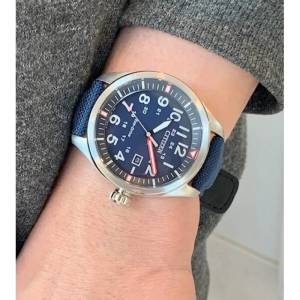 시티즌 에코 드라이브 솔라 네이비 AW5000-16L