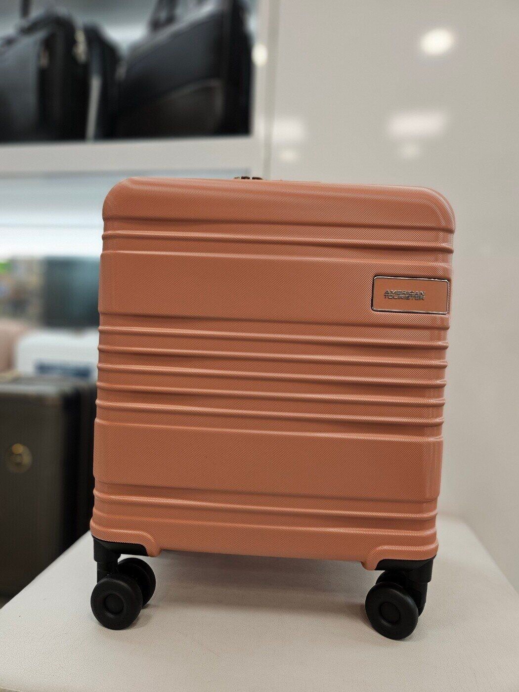 스카이렛 18인치 기내용 2대8 CANYON CLAY QV417021