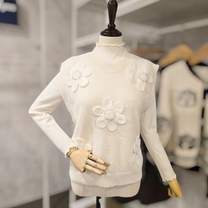 페이지플린 꽃 자수 라운드 니트 조끼 F5DVT504A