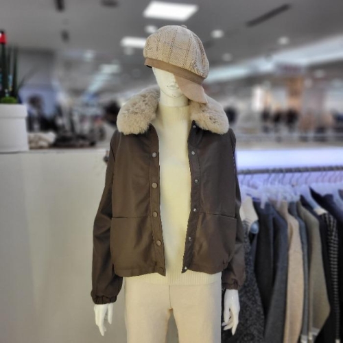 셀러허브 더스토아 DP01 입술 포켓 퍼 레더 재킷 T24vdd266j050_이미지