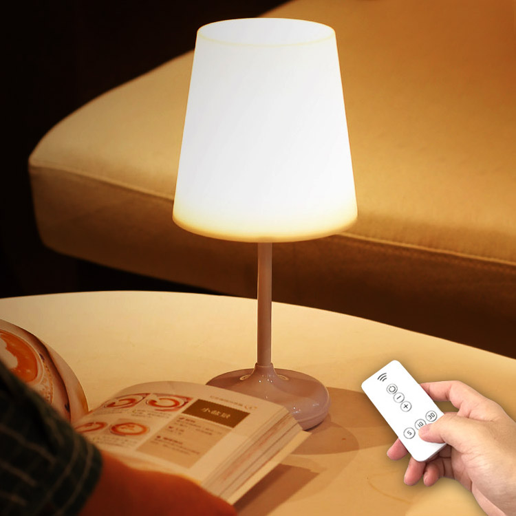 더숨코리아 케이빌 LED 무선 리모컨 테이블스탠드_이미지