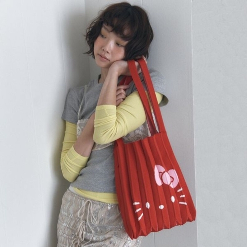 국내 Lucky Pleats Knit M Hello Kitty Barbados Red 0JSP3SH02BRDM