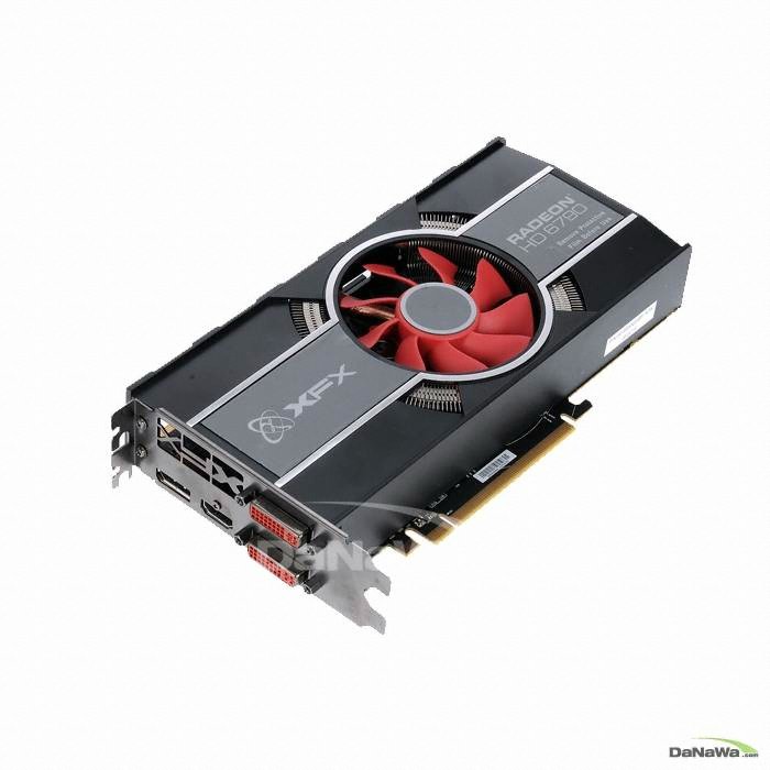 XFX �󵥿� HD 6790 D5 1GB VAPOR EDITION ����Ż�׸���