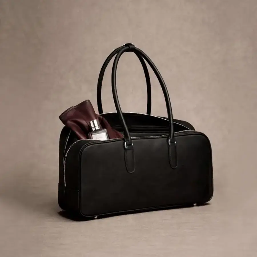 코모레비뮤지엄 바로배송_카우레더 바게트 토트 백_레더 블랙 I B02-1 2970356 414451_이미지