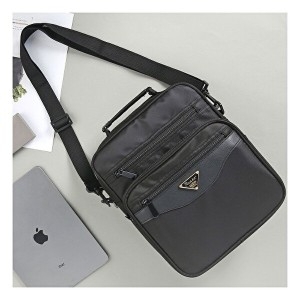 오너클랜 KM76 모던한 캐주얼 크로스백 남성 보조가방 토트백 WA97A67