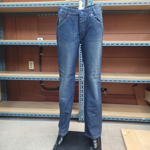 리바이스바디웨어 레큘러핏스트레이트41597-0011