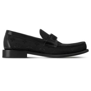 루이비통 Major 메이저 핸드 스티치드 뱀프 블레이크 컨스트럭션 로퍼 90330775