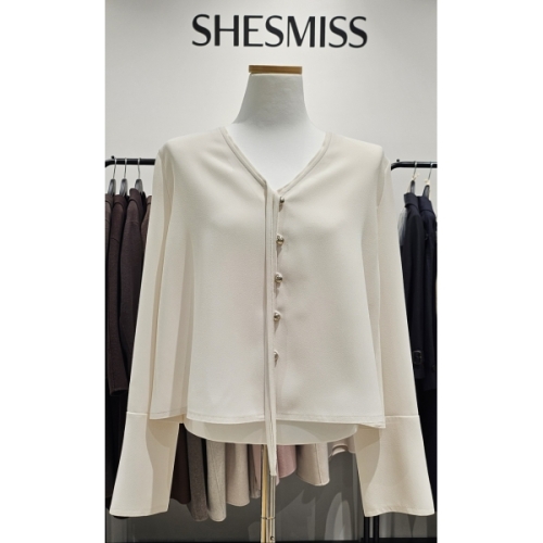 인동에프엔 쉬즈미스 브이넥 블라우스 SWWBLP11040