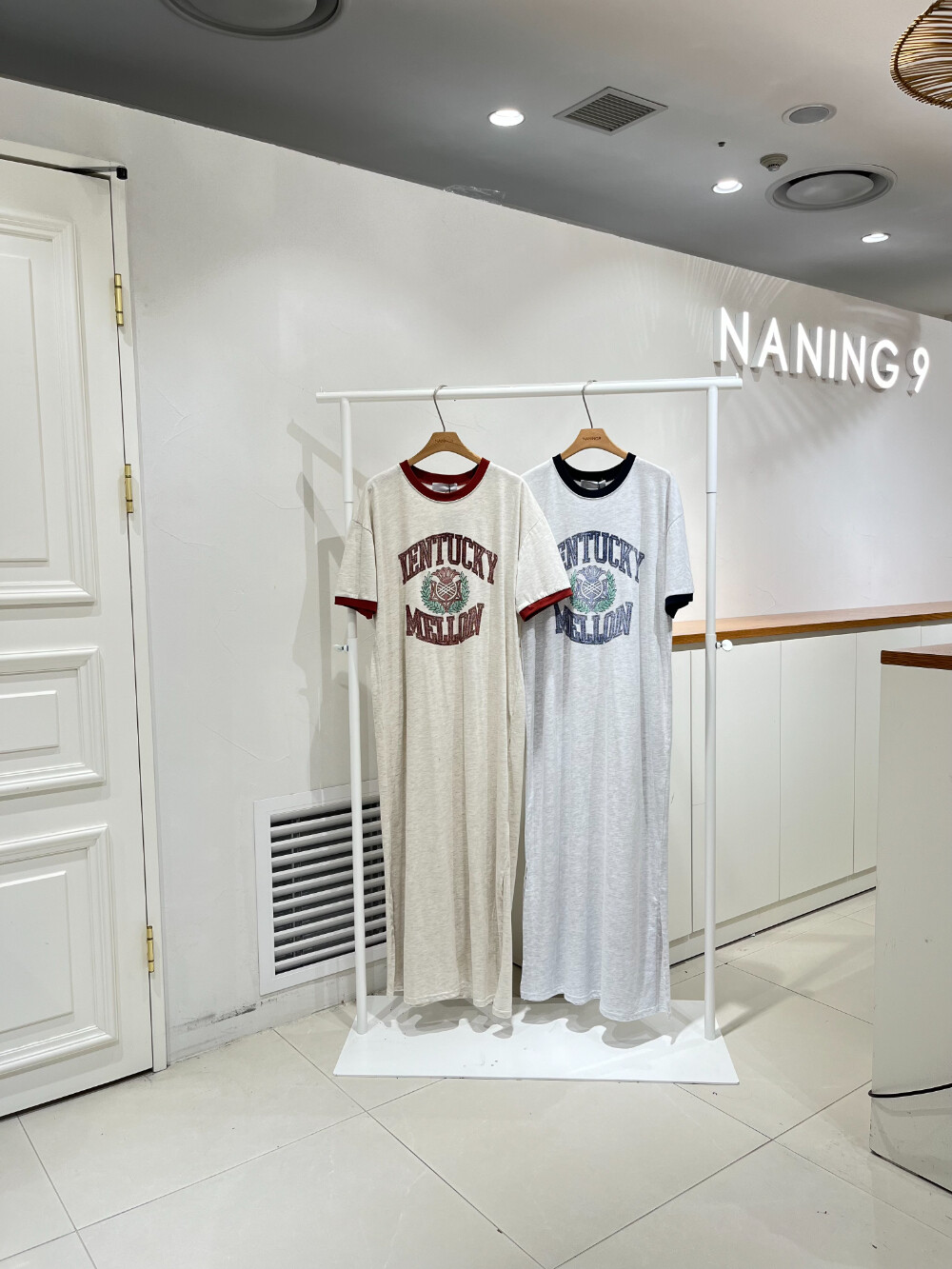  난닝구 스타필드코엑스점 포므텐원피스 1126B2OP016