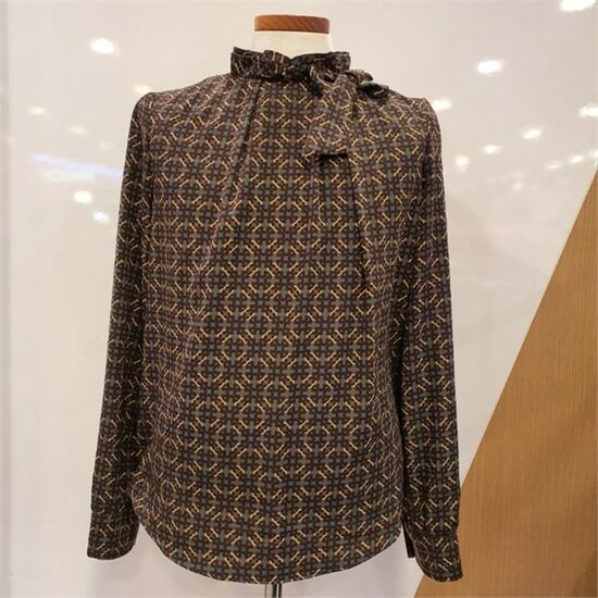 안지크 프린트블라우스 DE4BL5100