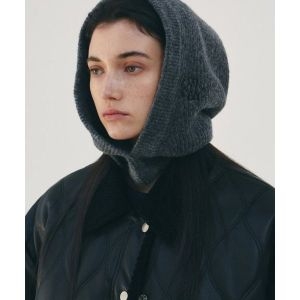 �оش��� NICOLE TYPICAL BARACLAVA