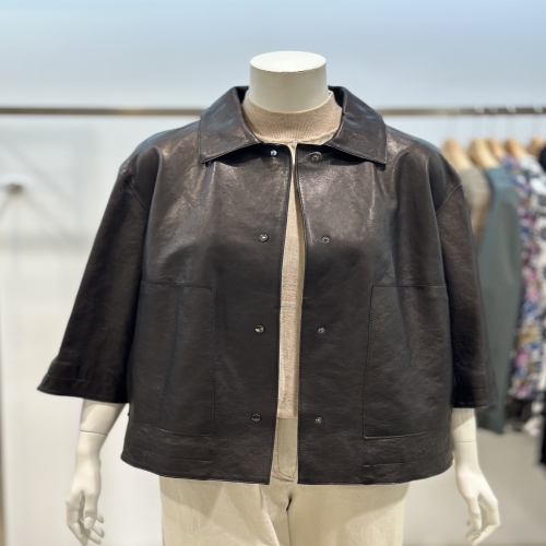 벨라디터치 V9F3JK42 카라 양가죽 자켓_이미지