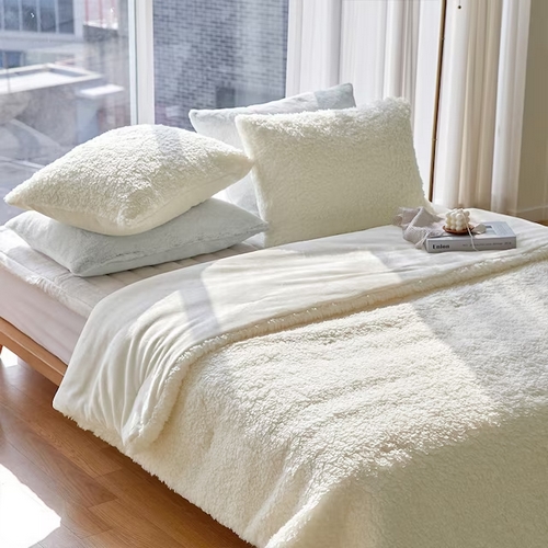 바자르 몽글뮤트 30mm 양털 극세사 차렵이불