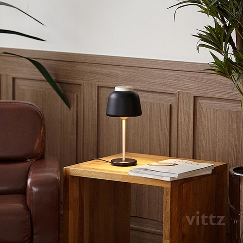 포트 테이블램프