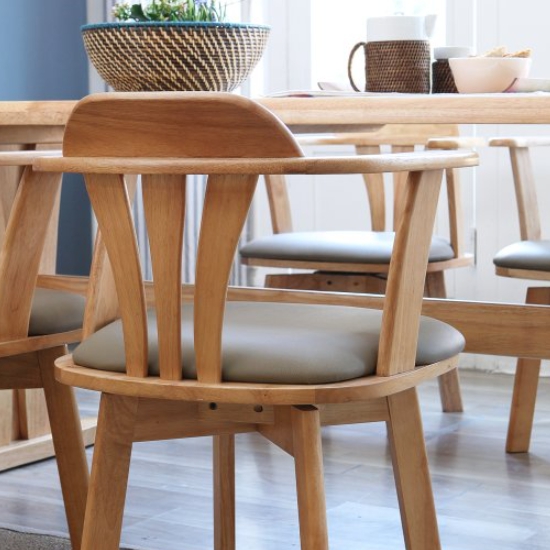 ����Ʈ���� ����ī ��彽�� �������� ���� ��Ź 1600