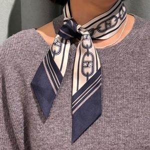 헤지스 네이비 H클립 쁘띠 실크 스카프 HISC5F651N2_이미지