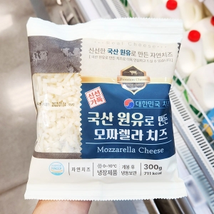 이스트밸리 국산 원유로 만든 모짜렐라 치즈 300g (1개)