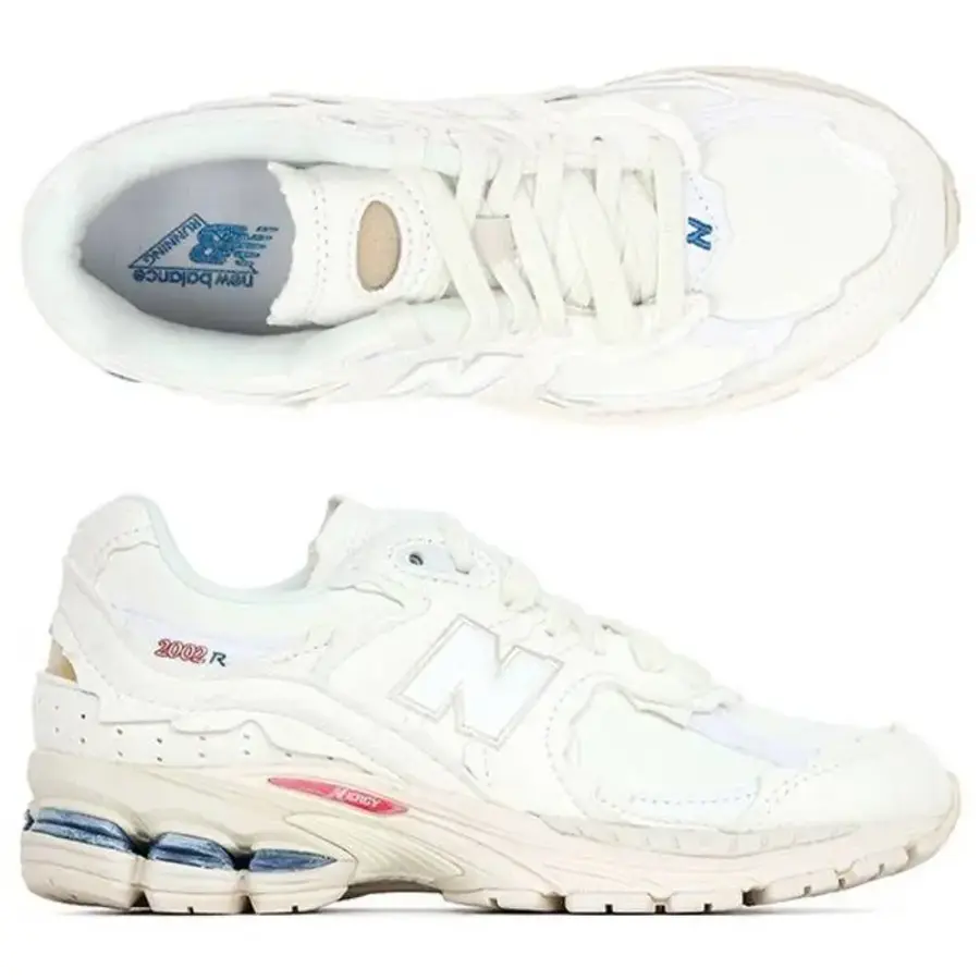 뉴발란스 화이트 2002R 프로텍션 팩 스니커즈 M2002RDC 894057_이미지