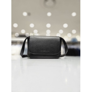 캘빈클라인 진 여 블랙 엘리멘탈 미디엄 플랩 메신저백 40W0976 BAE